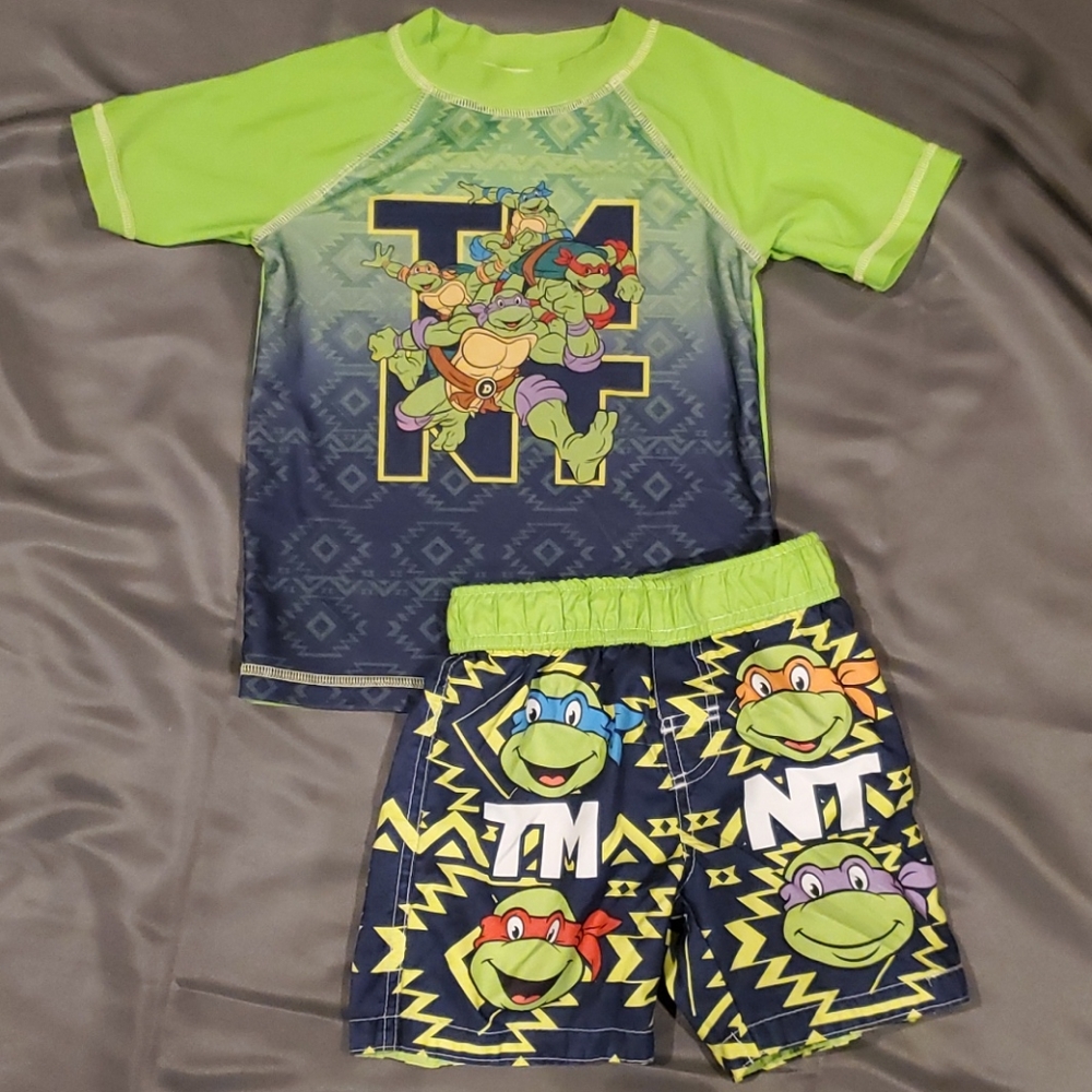 Boys Swim trunks/Rash guard